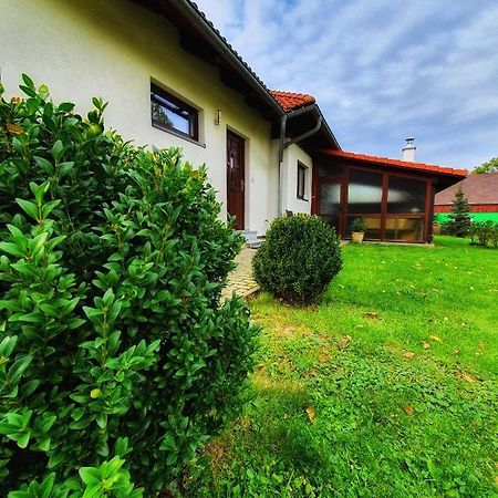Domek Cisarsky Villa Sluknov Ngoại thất bức ảnh